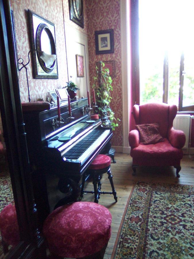 La Ganse Blanche Bed and Breakfast Usson-en-Forez Buitenkant foto