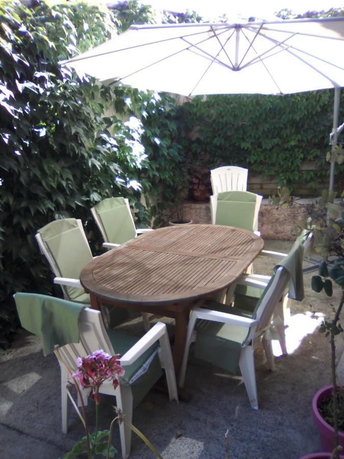 La Ganse Blanche Bed and Breakfast Usson-en-Forez Buitenkant foto