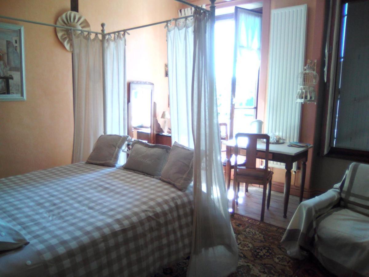La Ganse Blanche Bed and Breakfast Usson-en-Forez Buitenkant foto