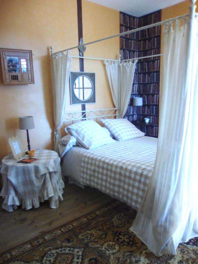 La Ganse Blanche Bed and Breakfast Usson-en-Forez Buitenkant foto