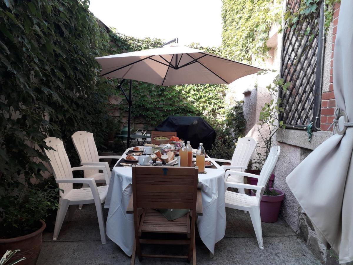 La Ganse Blanche Bed and Breakfast Usson-en-Forez Buitenkant foto