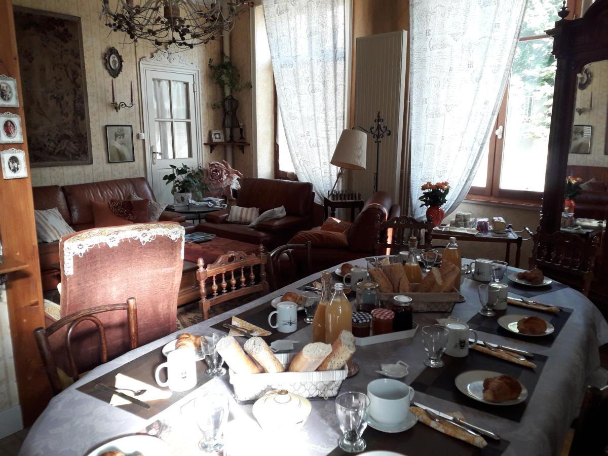 La Ganse Blanche Bed and Breakfast Usson-en-Forez Buitenkant foto